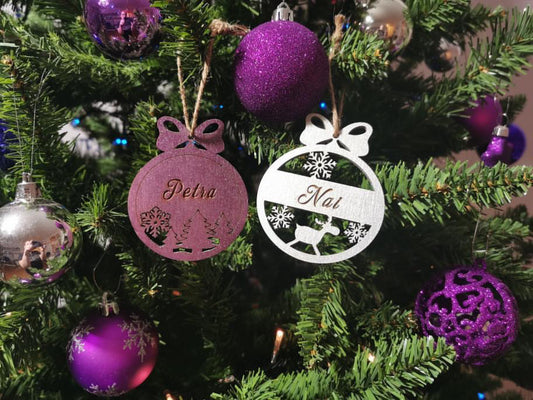 Leseni božični okraski z imenom - "Smreka"