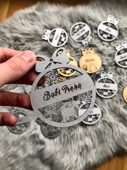 Leseni božični okrasek z imenom - "Jelen"